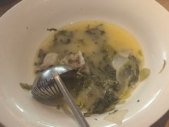 -严记小天府酸菜鱼(西四路店)