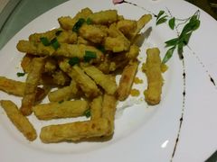 -车之谷·汽车文化主题餐厅(汽开店)