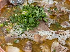 -朝伟清真铜瓢牛肉馆(三十年老·店)