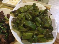 青椒-炙热童年·老北京炙子烤肉(南锣鼓巷店)