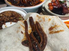 本帮响油鳝丝配饼-梅花境(万科店)