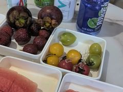 -涨巢·潮玩水疗局