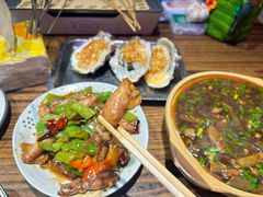 -蚝堡海鲜·威海菜·海肠捞饭·烧烤·亚洲吃蚝公司(幸福门店)