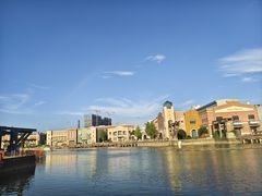 -香巴拉云南餐厅(华莱坞店)