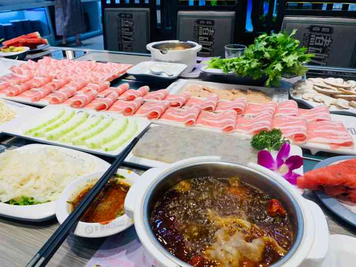 煮动力时尚火锅-"火锅控本控,无论到哪里,都想要来那么一顿.