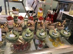 -亮马河饭店翠雅咖啡厅