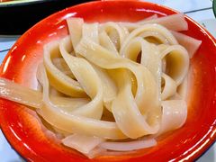 老苕粉-财二舅火锅招待所