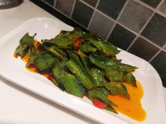 龙豆-滕记星发餐室·新加坡菜(巨鹿路店)