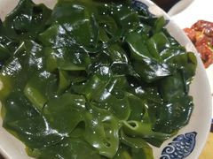 -白乐天毛肚火锅馆(解放碑店)