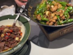 -费大厨辣椒炒肉(黄兴中心广场店)
