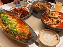 -小河盐帮·私家菜·烤鸭(三元桥·霄云路店)