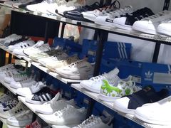 -五环Outlets(高新工厂店)