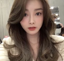 -罗亚帝造型