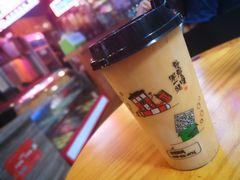 驰名丝袜奶茶-香港鸿记冰室