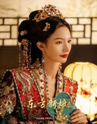 -雪中彩影婚纱摄影·微光艺术中心