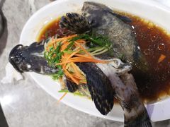 -四川小胡子海鲜(丁村万人海鲜广场店)