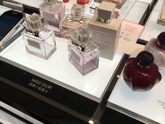 -王权免税店(普吉市区店)