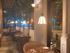 沿窗景观位-夏朵餐厅(丁香店)