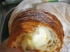 泡芙羊角-OUR Bakery(SKP-S店)