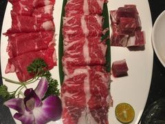 严选牛三珍-捞王猪肚鸡火锅(昆山店)