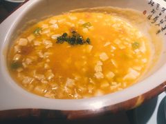 -有红鸡毛店·川菜(建设路店)