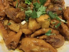 压锅鸡爪土豆-于员外饭庄
