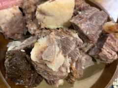 坨坨牛肉-周幺妹重庆老火锅(银泰城总店)