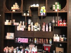 -星巴克(南宁民歌湖店)