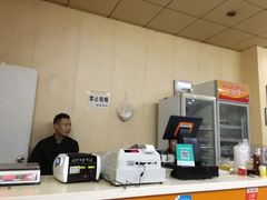 -洪峰浩老北京烧饼夹肉(角门路店)