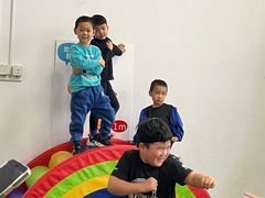 -赫石少儿体能馆(奥森店)