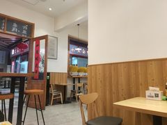 大堂-江小姐的砂锅店