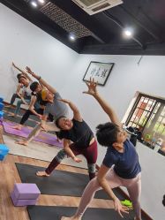 -兴亚瑜伽20年老馆