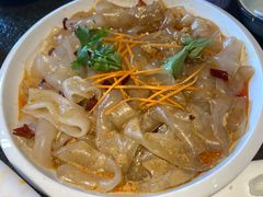 -靠山屯东北农家菜(八龙桥雅苑店)