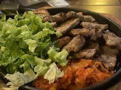 铁板泡菜五花肉-包装马车·韩国料理·포장마차