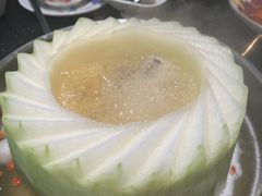 -得意咚瓜·顺德鱼生·冬瓜火锅(深圳首店)