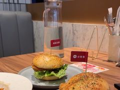 -必胜客(骡马市店)