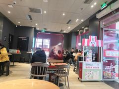 用餐区-肯德基(保定嘉德万达店)