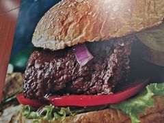 双蛋指椒牛肉汉堡-魏斯理汉堡(西安沣东吾悦店)