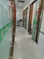 -苗医生专业祛痘·皮肤管理