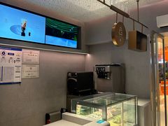 -喜茶(北京华贸购物中心店)