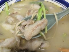 -明呈黄鱼面馆(斜土路店)