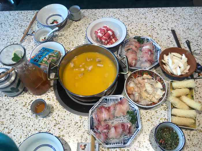 龙鳯楼打边炉(中银大厦店)-"又来龙凤楼喝汤啦!这次带了妈妈来.提前.