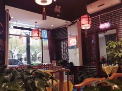 大堂-陈寔包子王·卤煮小肠·京味小吃(龙潭店)