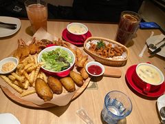 -必胜客(机场路店)