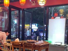 -老北京热气涮羊肉·小龙虾·烤鱼(呼玛路店)