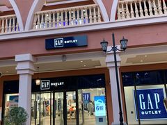 -首创奥特莱斯(西安店)