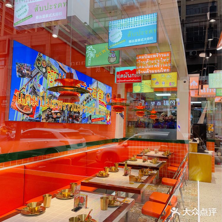 出品真的很稳定，连面包咖喱鸡的面包都烤得很棒！