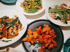 -荷塘秋月·本帮江浙菜(国权路店)