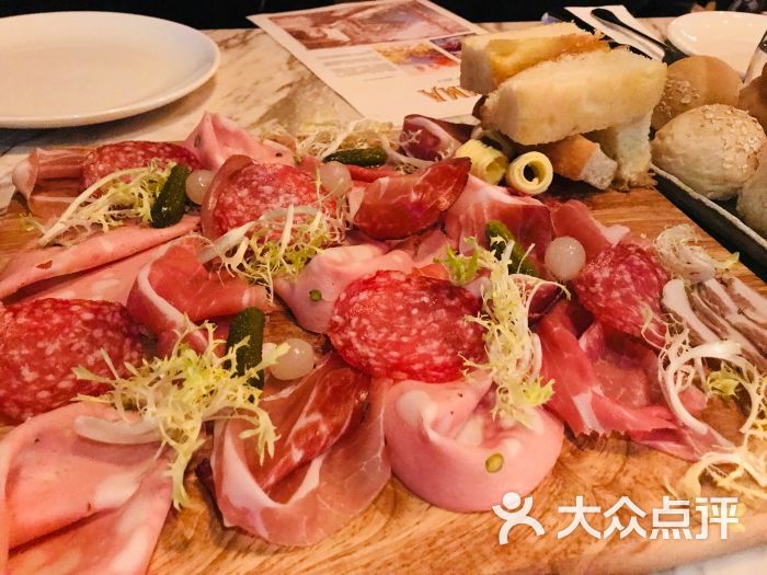 意式传统冷肉拼盘