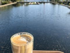 -亚龙湾喜来登·美景台大堂吧